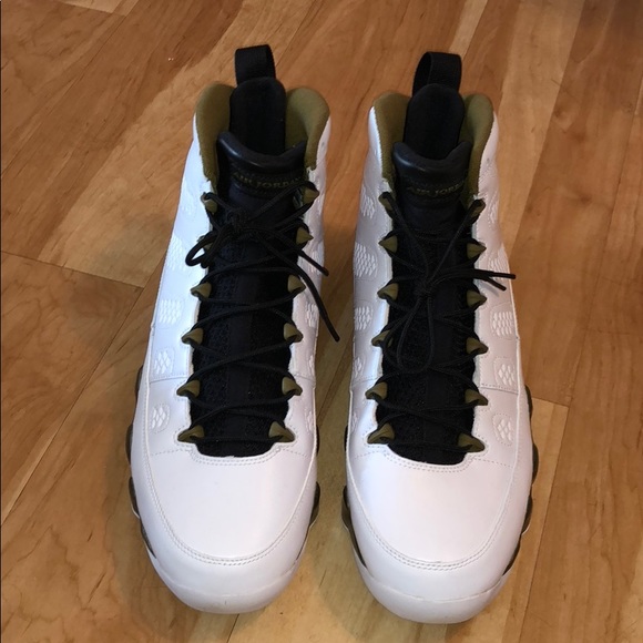 Jordan Other - Air Jordan Retro 9 Statue